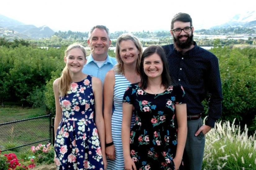 Violence and pedophilia in the units of the boy scouts: the story of 5-year-old Mary