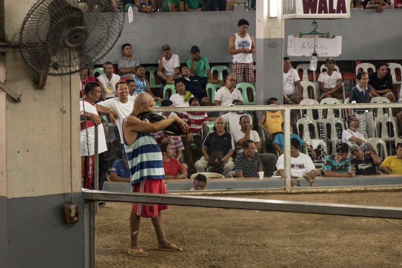Viviendo entre los muertos - Viviendo en un cementerio de Manila Viviendo entre los muertos - Viviendo en un cementerio de Manila