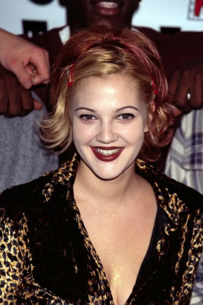 What hairstyle was in fashion in the year of your birth: the 50 most popular haircuts