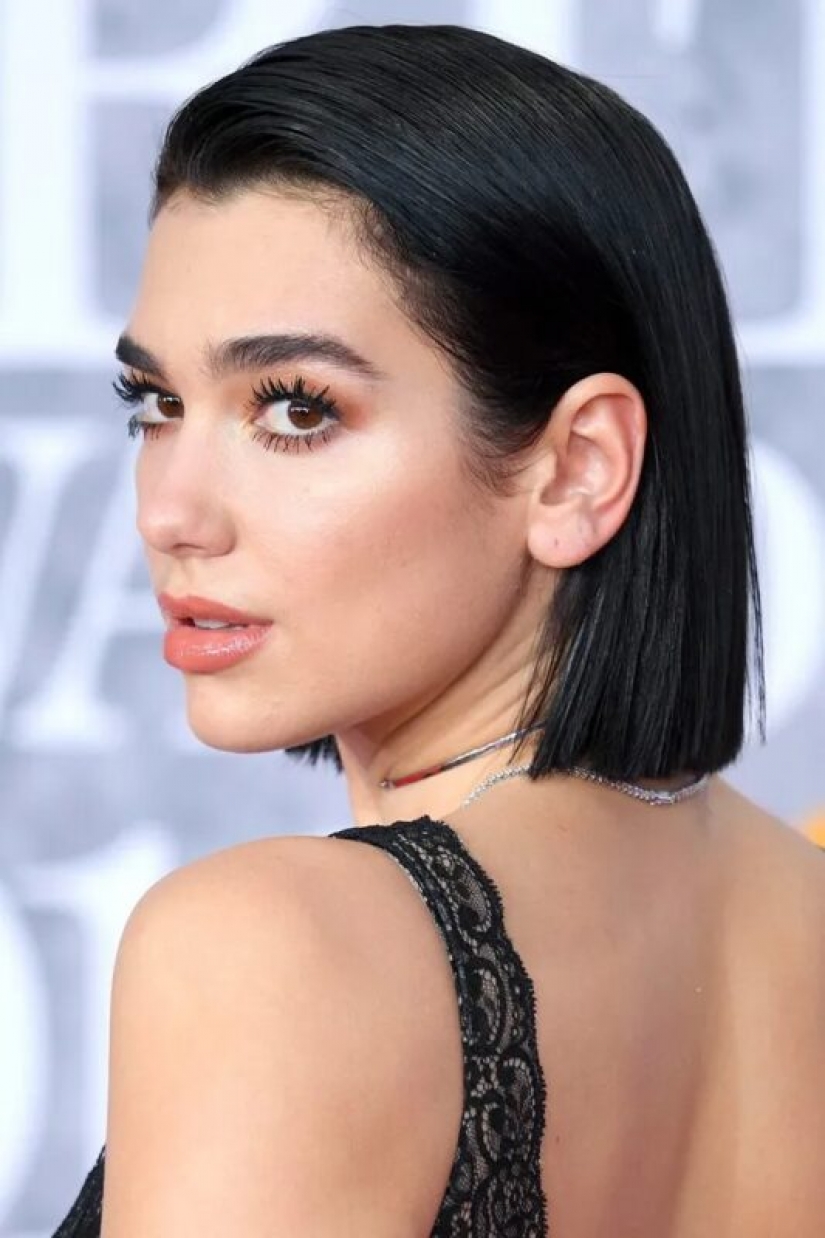 What hairstyle was in fashion in the year of your birth: the 50 most popular haircuts