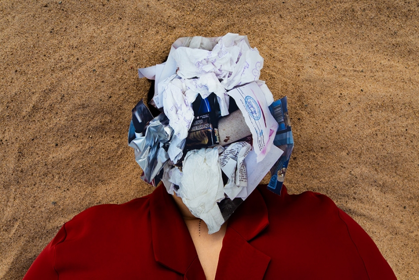 "What will remain after me": a poignant photo project by the St. Petersburg artist Irina Heinz