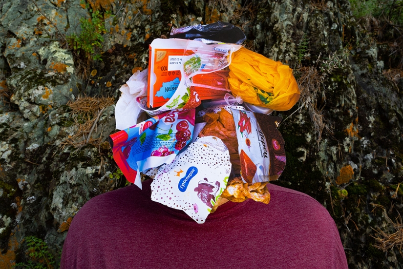 "What will remain after me": a poignant photo project by the St. Petersburg artist Irina Heinz