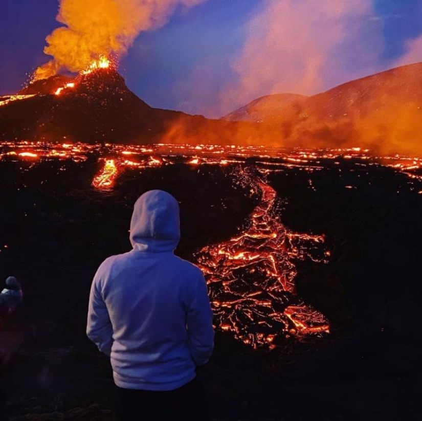 Why the volcano eruption in Iceland perfect for backpackers Why the volcano eruption in Iceland perfect for backpackers