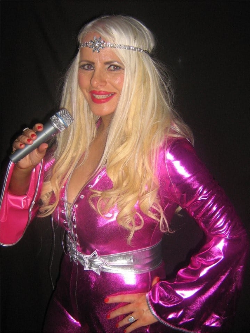 Without embellishment: four British women ventured to be photographed without makeup Without embellishment: four British women ventured to be photographed without makeup