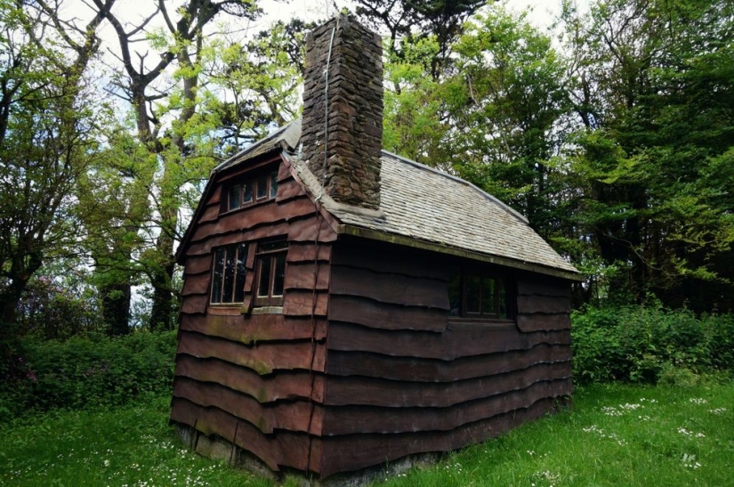 Workers' huts of famous writers Workers' huts of famous writers