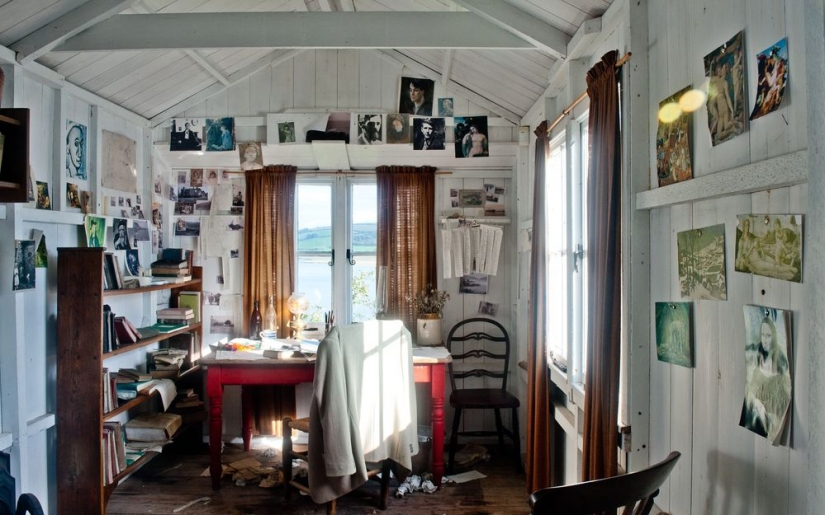 Workers' huts of famous writers Workers' huts of famous writers
