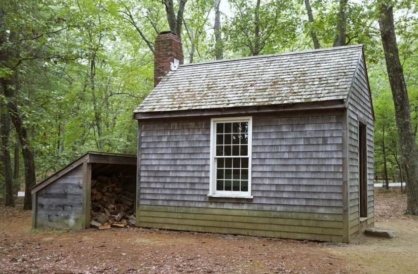 Workers' huts of famous writers Workers' huts of famous writers