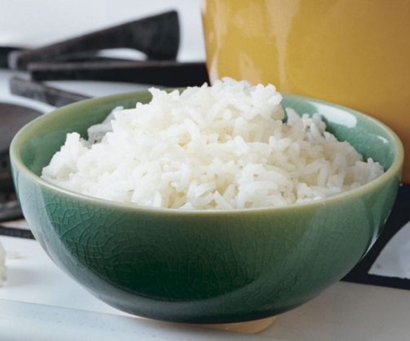 10 alimentos que te dan sueño en el trabajo