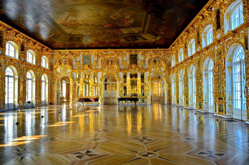 10 buildings in St. Petersburg that are amazing inside 10 buildings in St. Petersburg that are amazing inside