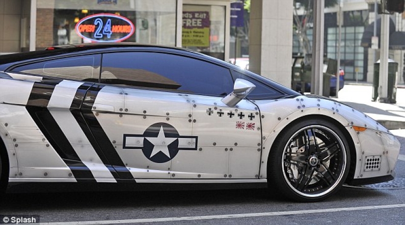 10 Cars Inspired by Airplanes