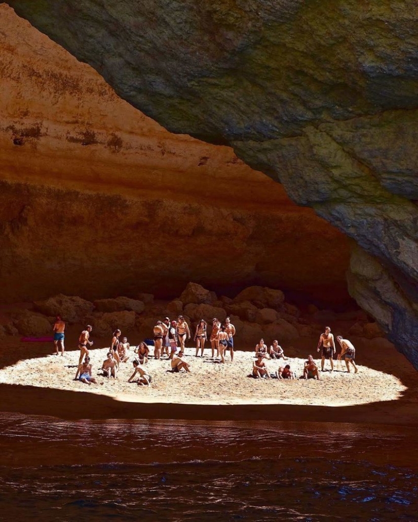 10 contenders for the victory in the Instagram Snapshot of the Year contest