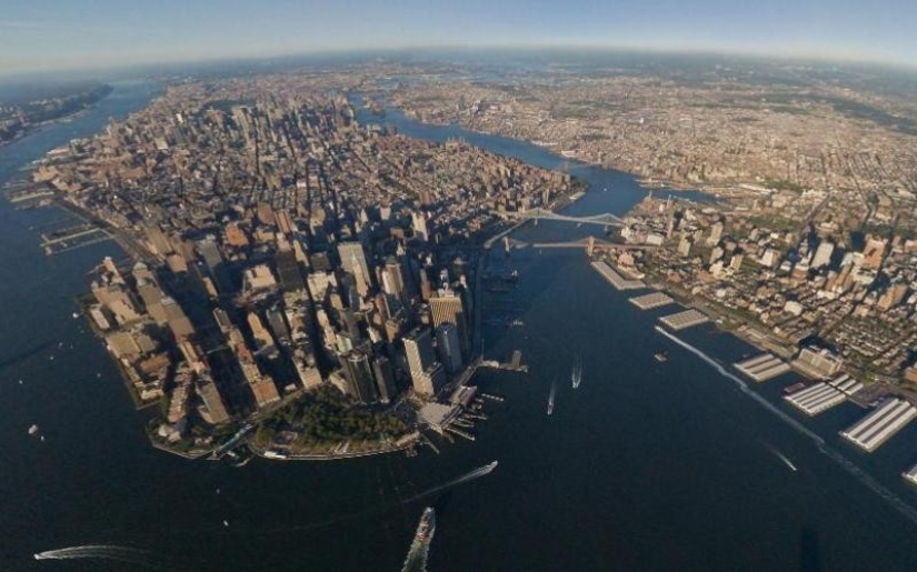 10 flights where you definitely need to take a seat at the porthole