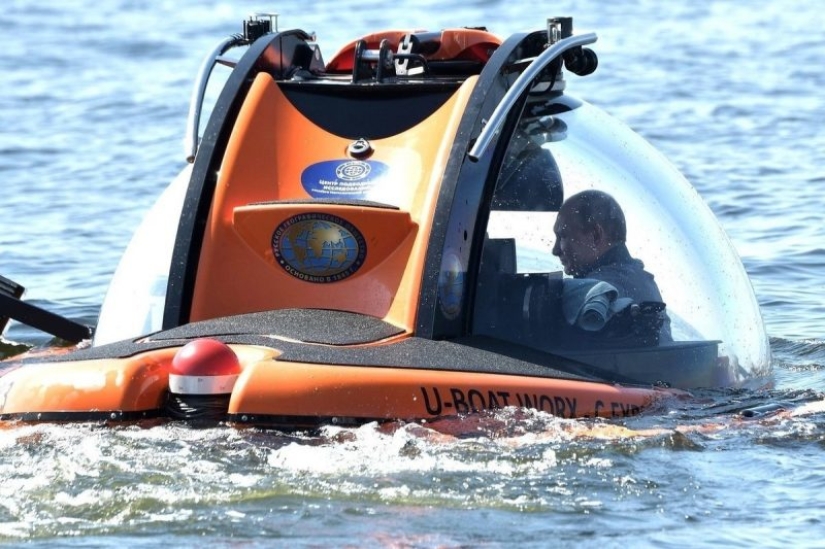 10 fotos de cómo políticos y monarcas pasan sus vacaciones