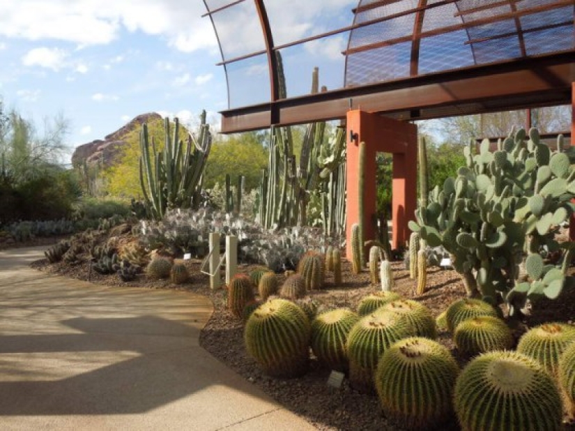 10 most beautiful gardens in the world