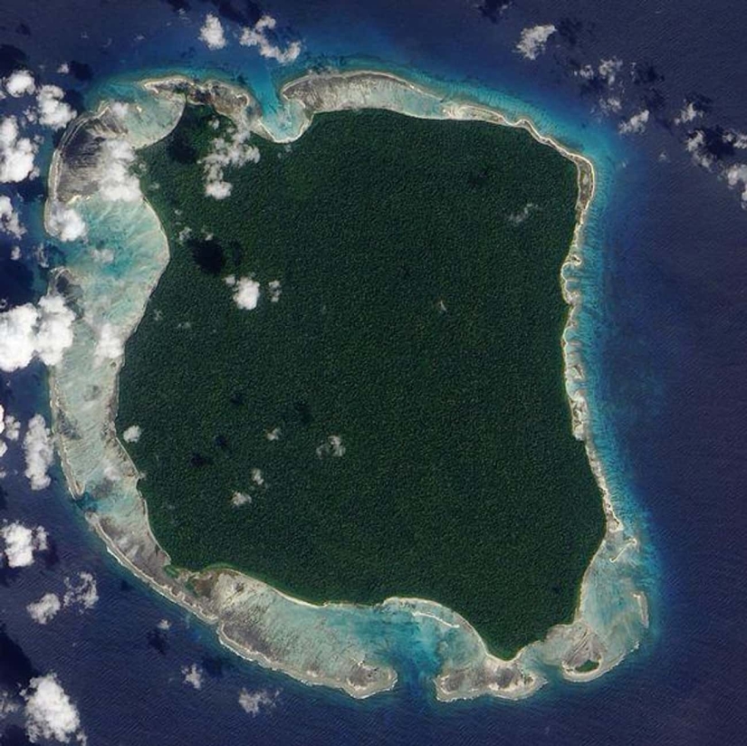 10 most dangerous islands in the world 10 most dangerous islands in the world
