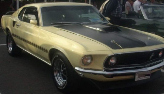 10 most stylish James Bond cars