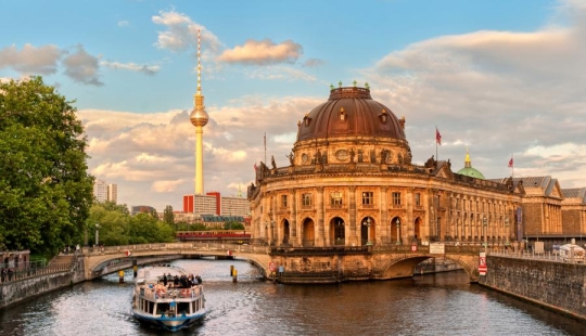10 places to visit in Berlin 10 places to visit in Berlin