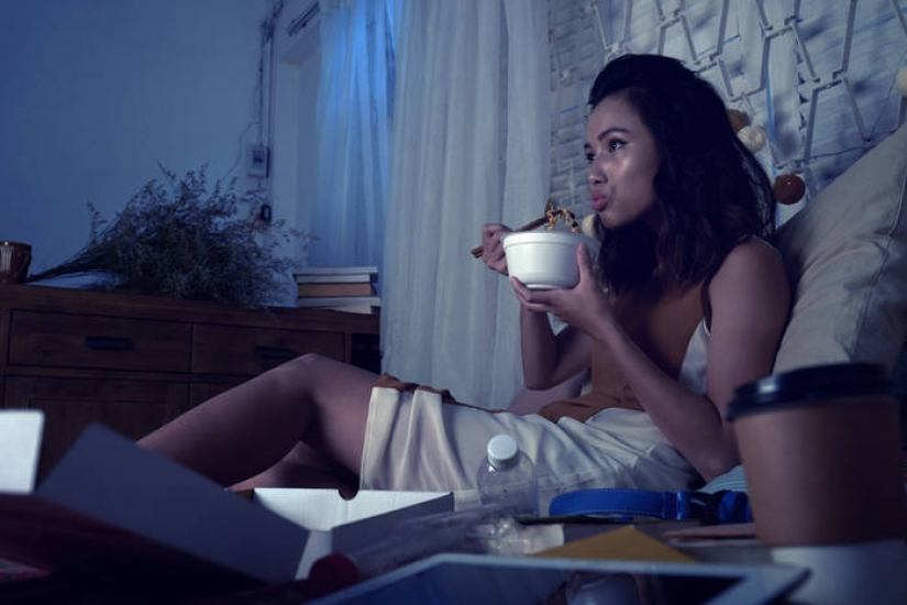 10 razones por las que las mujeres casadas envidian a los solteros