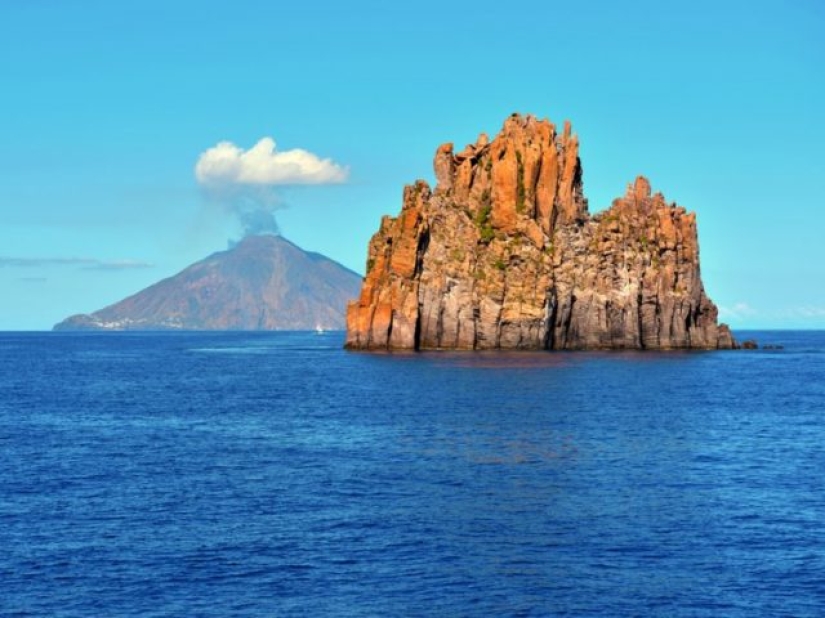 10 Stunning Natural Wonders Everyone Should See in Their Lifetime