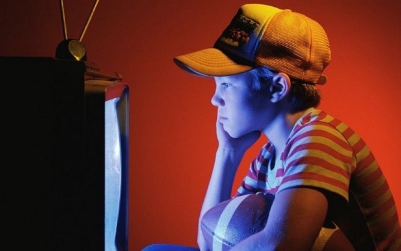 10 things our parents lied to us about