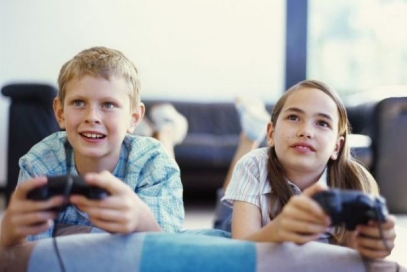 10 things our parents lied to us about