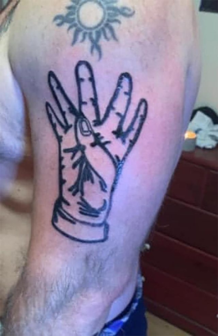 10 Times People Didn't Even Realize How Awful Their Tattoos Are 10 Times People Didn't Even Realize How Awful Their Tattoos Are
