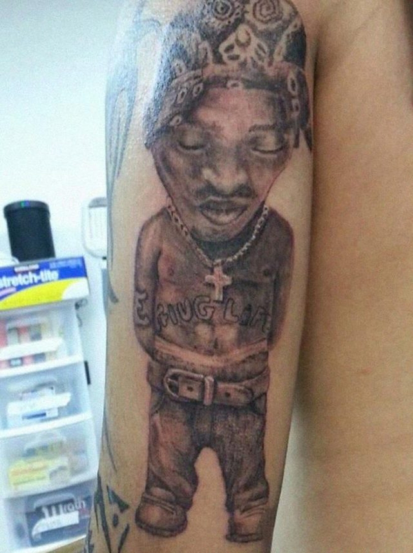 10 Times People Didn't Even Realize How Awful Their Tattoos Are 10 Times People Didn't Even Realize How Awful Their Tattoos Are