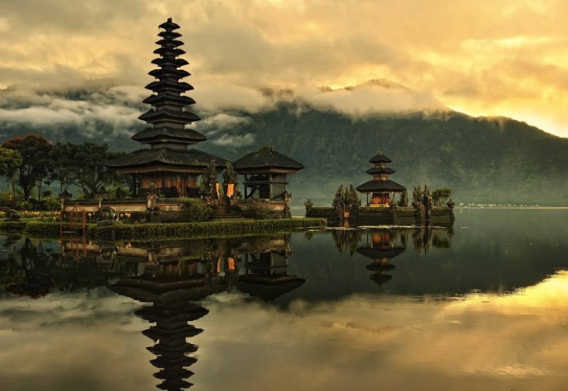 11 best islands for solo travel