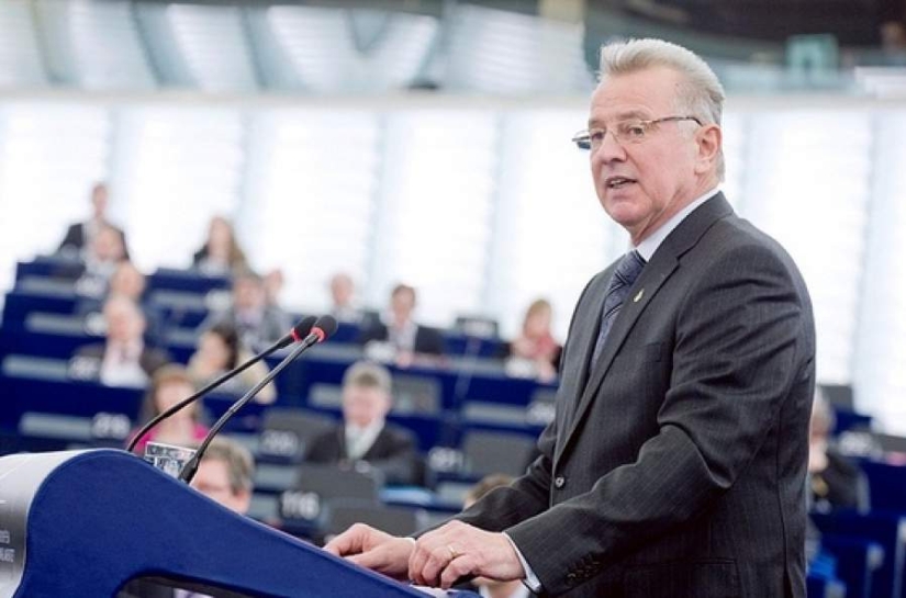 12 atletas famosos que se han convertido en políticos exitosos 12 atletas famosos que se han convertido en políticos exitosos