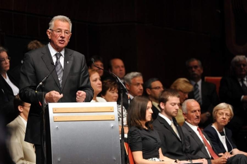 12 atletas famosos que se han convertido en políticos exitosos 12 atletas famosos que se han convertido en políticos exitosos