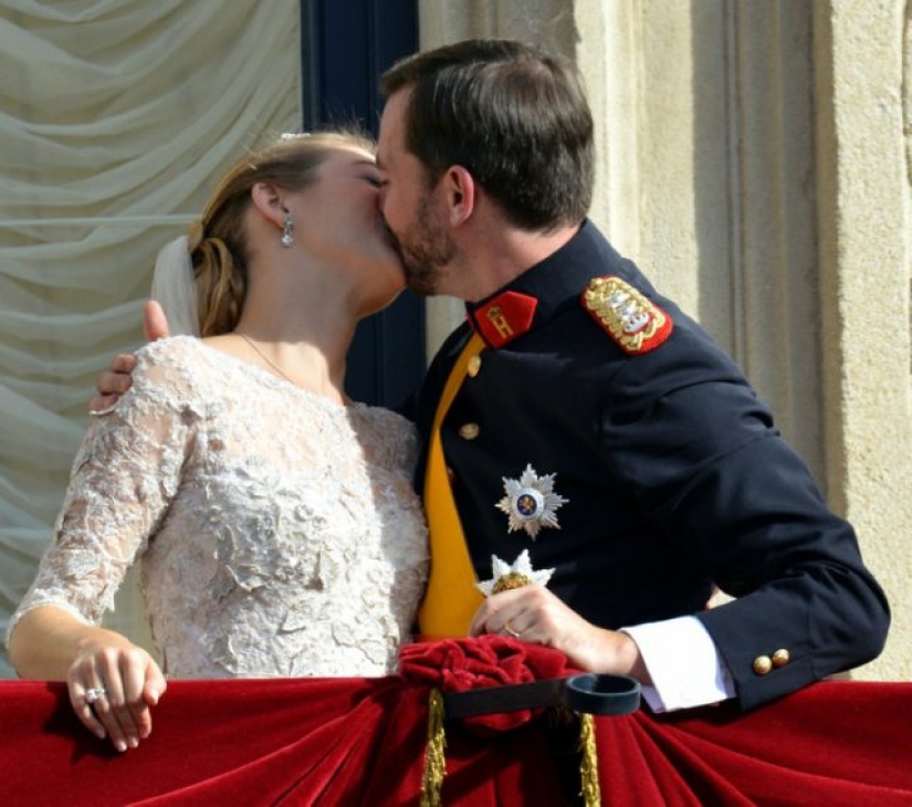 12 besos reales legendarios captados en cámara