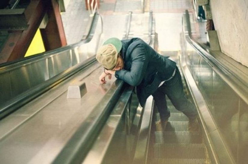 12 casos divertidos cuando la gente fue sorprendida durmiendo 12 casos divertidos cuando la gente fue sorprendida durmiendo