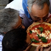 12 productos de AliExpress para los fanáticos de la pizza más devotos