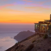 12 restaurants where you won't have time to eat