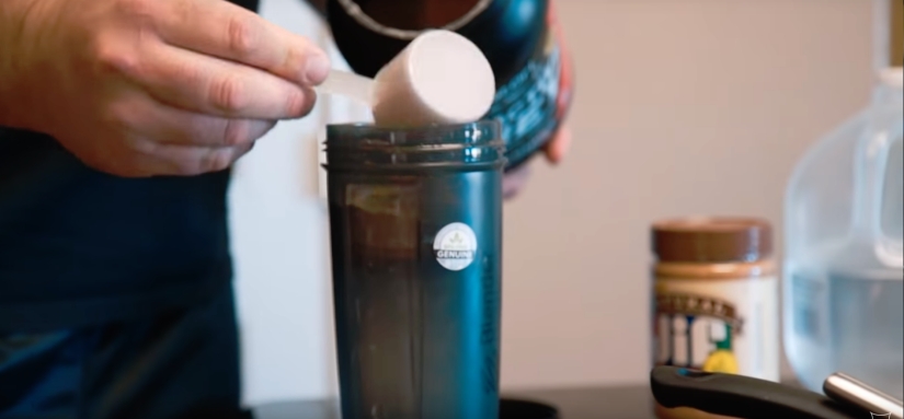 12 thousand calories a day: the diet of the strongest man on Earth