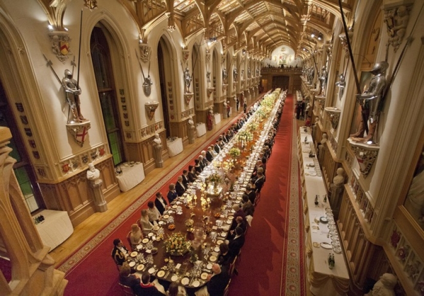 13 reglas de la corona británica que ni siquiera la reina puede romper 13 reglas de la corona británica que ni siquiera la reina puede romper