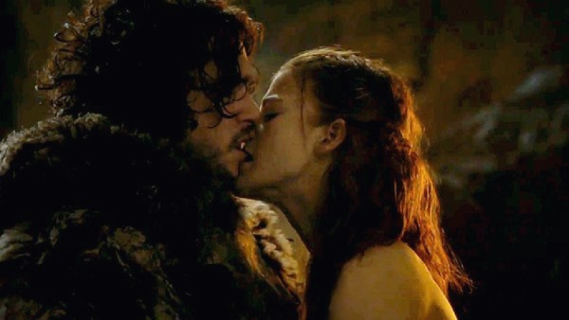 13 secrets behind the most Explicit scenes from Game of Thrones 13 secrets behind the most Explicit scenes from Game of Thrones