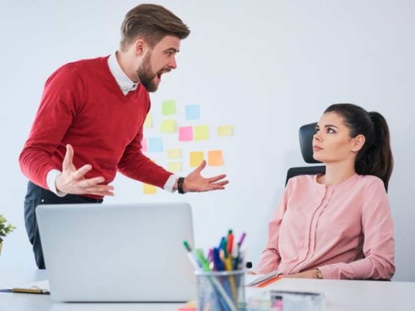 13 Signs You're a Narcissist and You Don't Even Know It 13 Signs You're a Narcissist and You Don't Even Know It