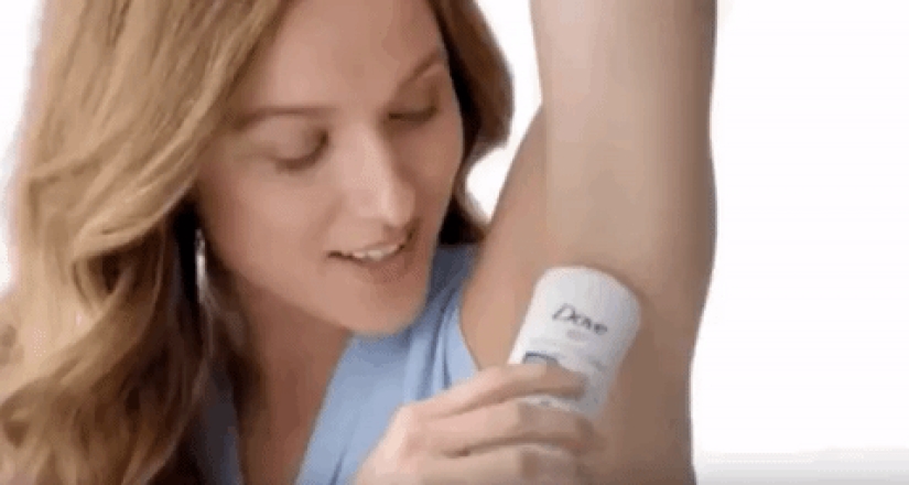 14 cosas inútiles que las mujeres se ven obligadas a hacer en la publicidad 14 cosas inútiles que las mujeres se ven obligadas a hacer en la publicidad