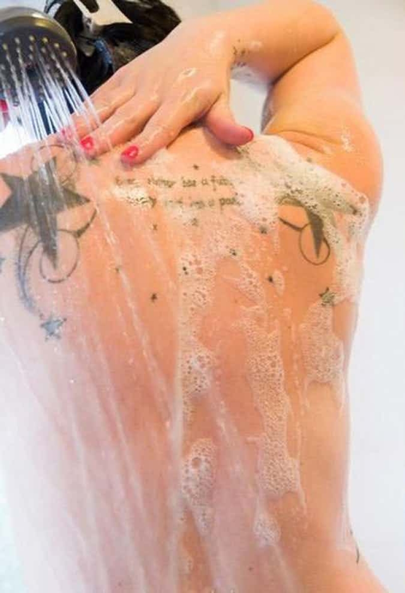 15 cases when girls were fired with a bang because of selfies