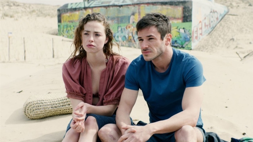 15 fantastic series for those who are tired of everyday life and want to dive headlong into a "parallel reality"