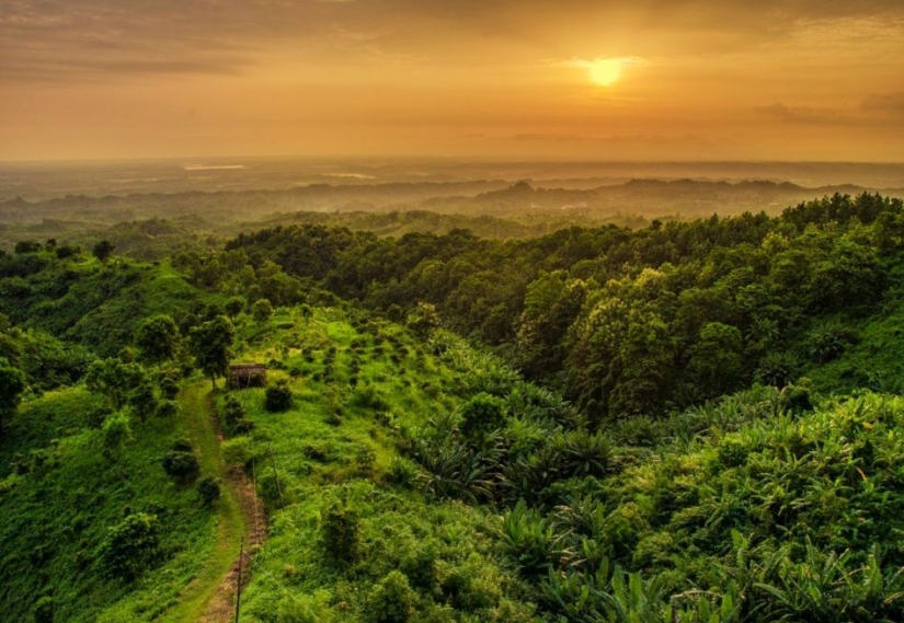 15 places worth visiting until they are filled with tourists