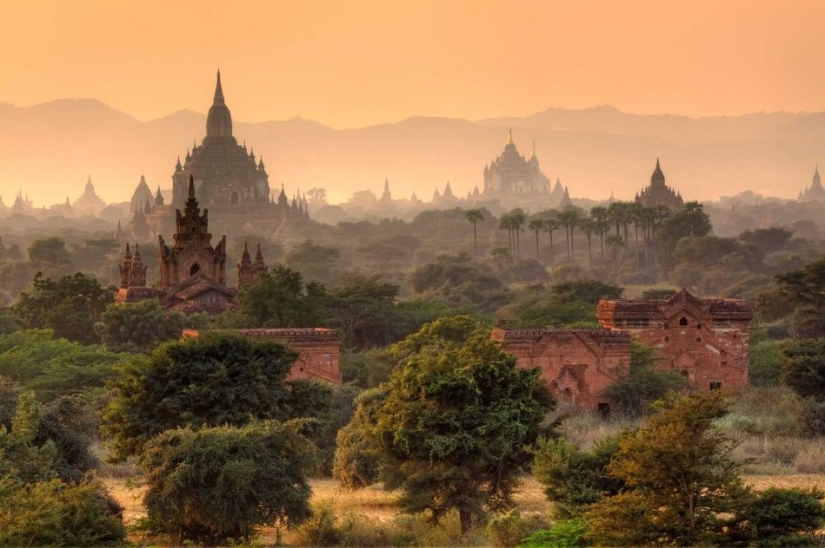 15 places worth visiting until they are filled with tourists
