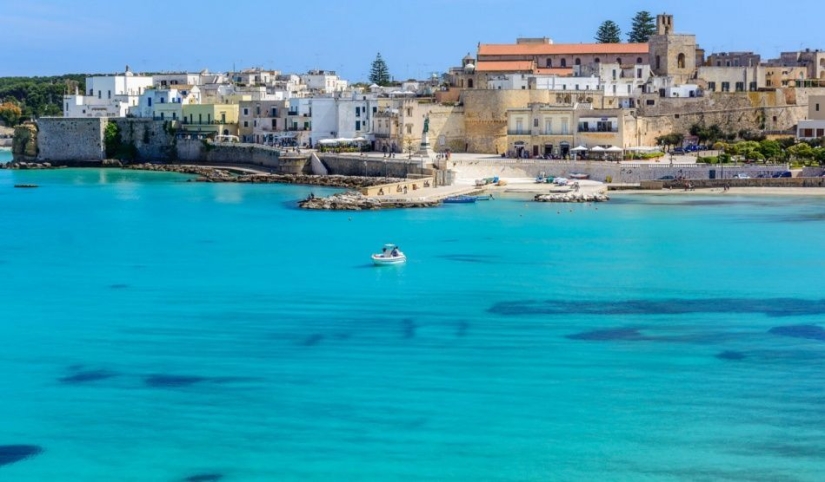 15 places worth visiting until they are filled with tourists