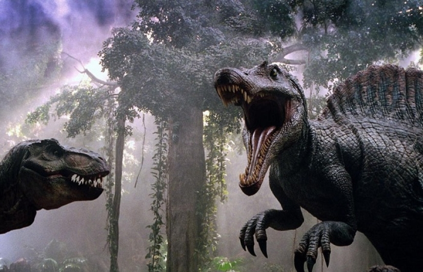 15 Times Hollywood Totally Forgot To Patch Up Some Major Plot Holes 15 Times Hollywood Totally Forgot To Patch Up Some Major Plot Holes