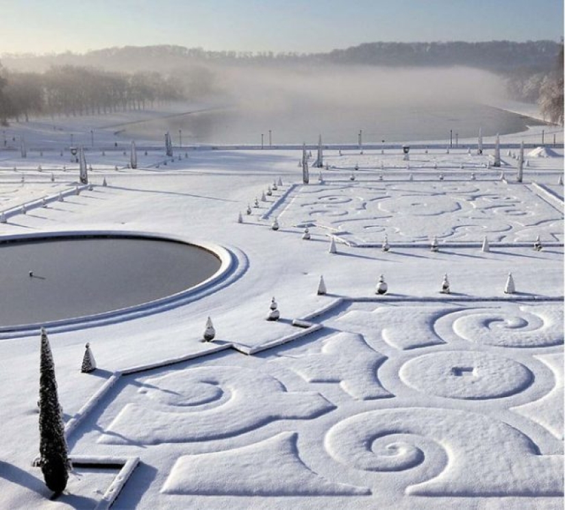 15 Times People Were So Satisfied Looking At The Snow They Just Had To Document It