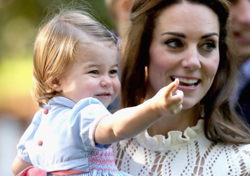 16 fotos de Kate Middleton, en las que una madre común se reconoce a sí misma 16 fotos de Kate Middleton, en las que una madre común se reconoce a sí misma