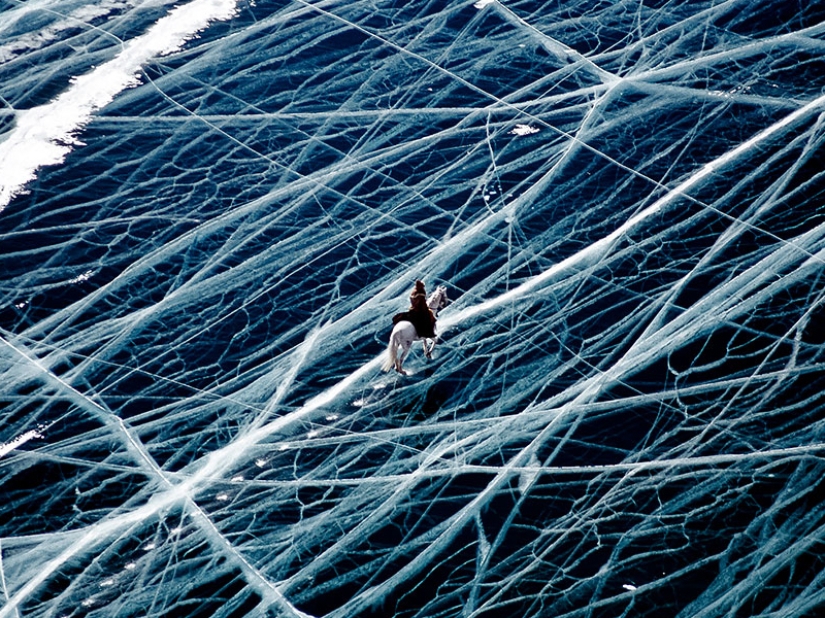 16 Frozen Ponds That Look Like Fine Art 16 Frozen Ponds That Look Like Fine Art