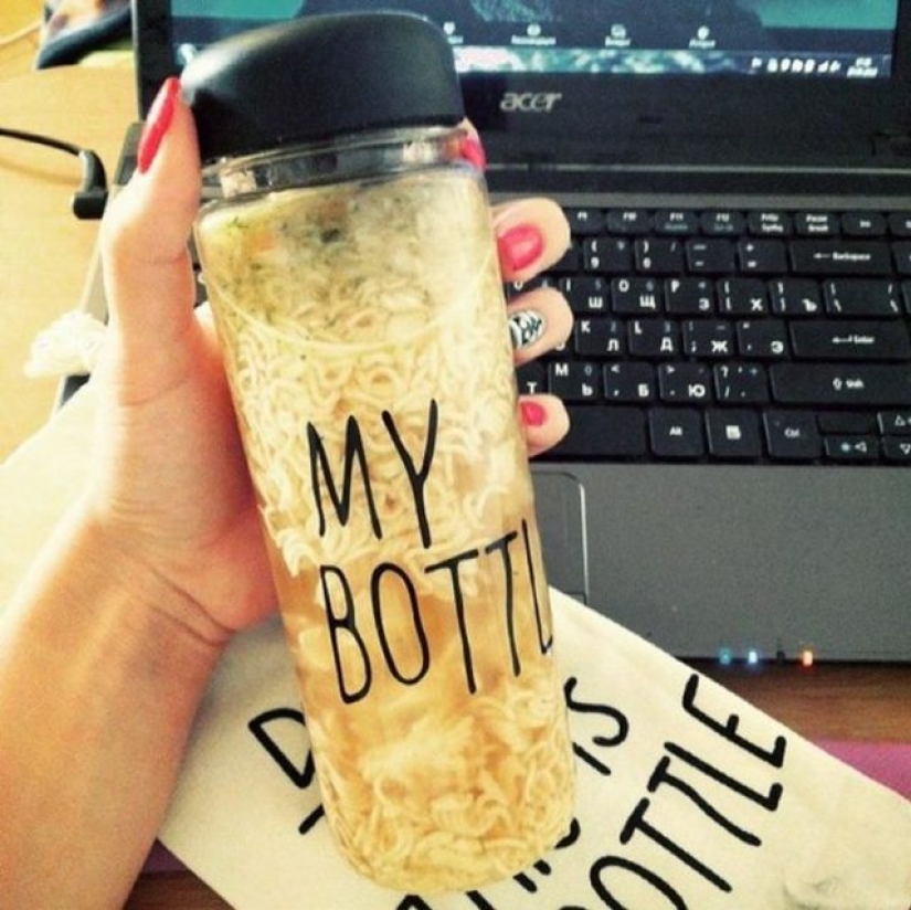 16 people with their own understanding of fashion