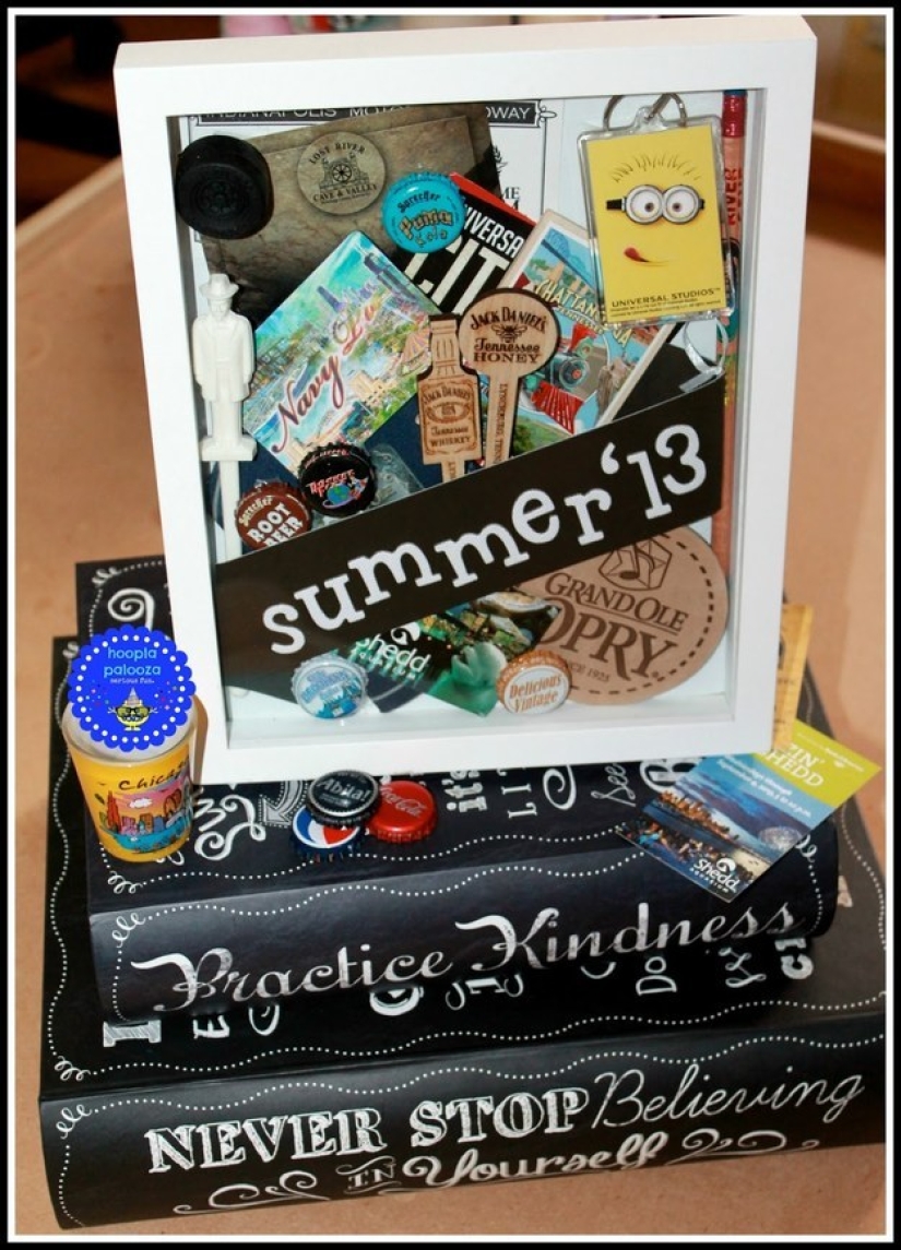 18 ways to store souvenirs from your travels and trips